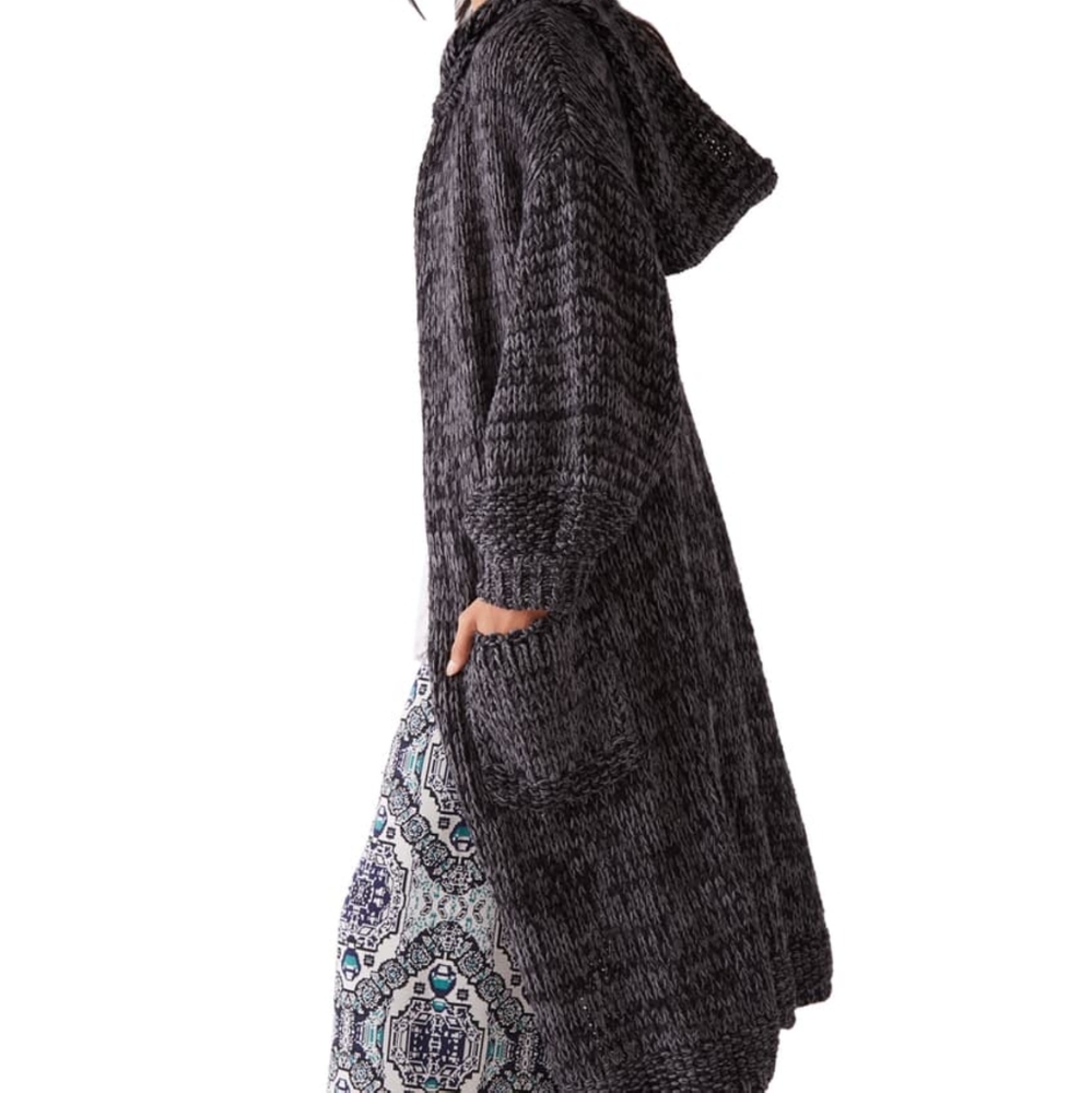 Free People Oversized Crofter Maxi Knit Cardigan Carbon Dust Color Sz Medium NWT - Picture 11 of 16